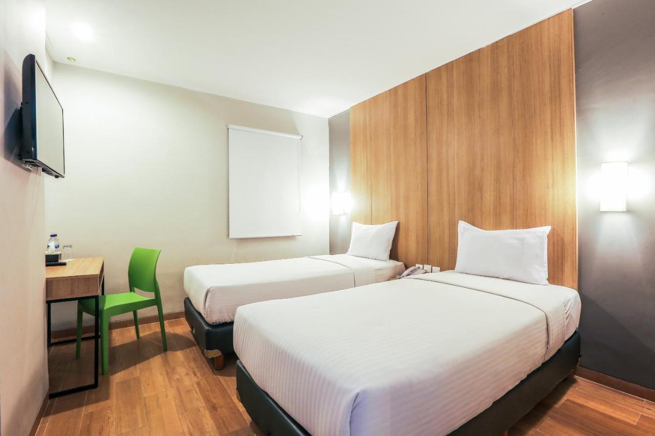 Hotel Citradream Semarang Exterior foto
